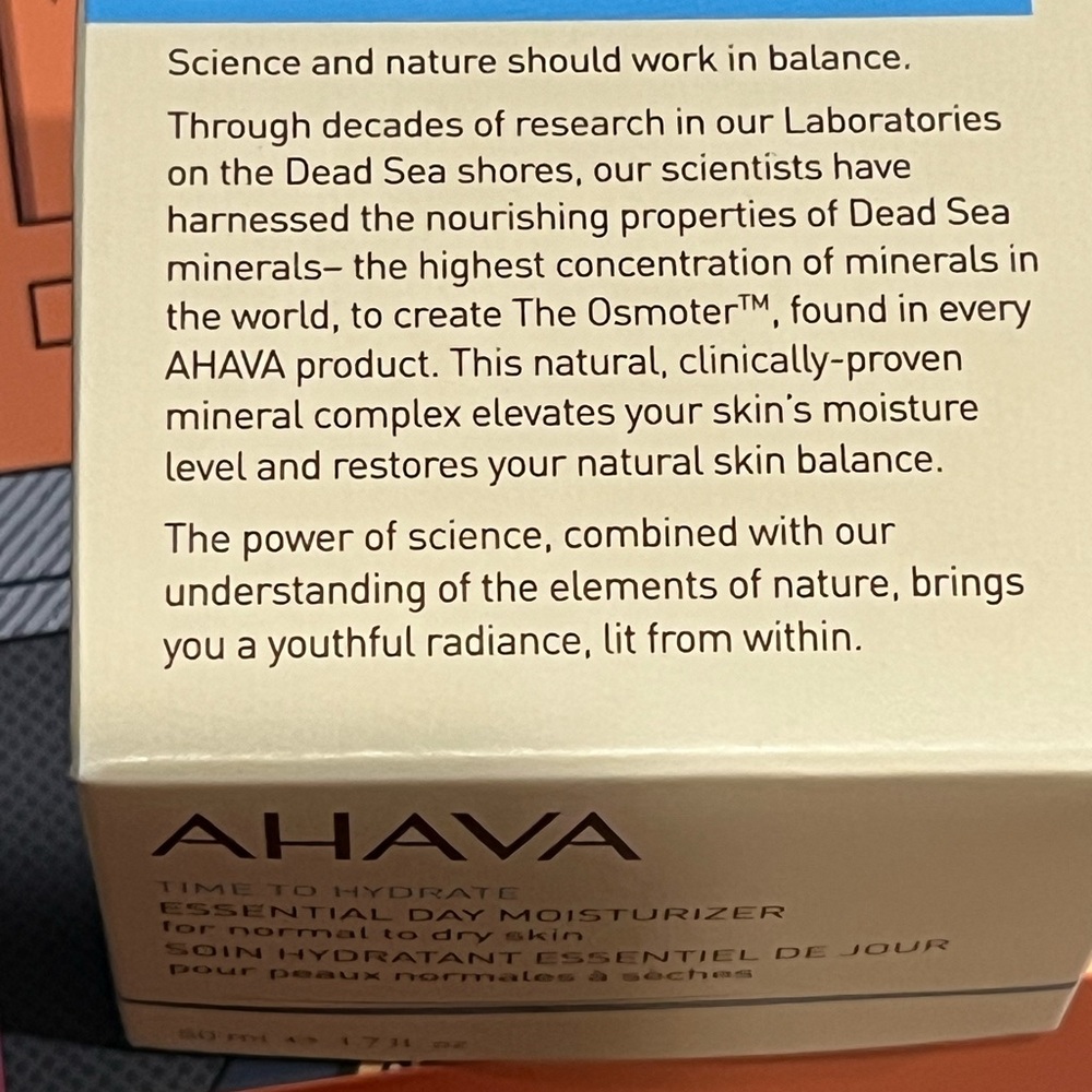AHAVA Essential Day Moisturizer - for normal to dry skin - NIB 50 ml - Picture 5 of 5